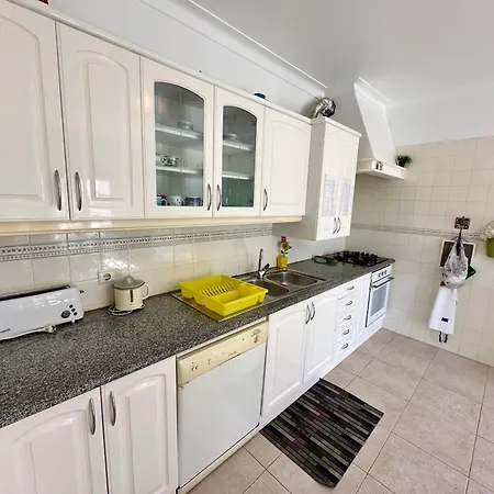 29 - Casa Sao Bernardino * Atouguia Da Baleia