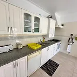 29 - Casa Sao Bernardino * Atouguia Da Baleia